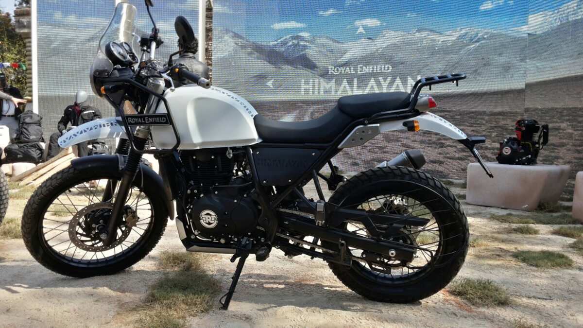 Royal Enfield और TVS Motor की नवंबर सेल्स रिपोर्ट जारी, अपने सेगमेंट में दोनों ने हासिल की बेहतरीन ग्रोथ