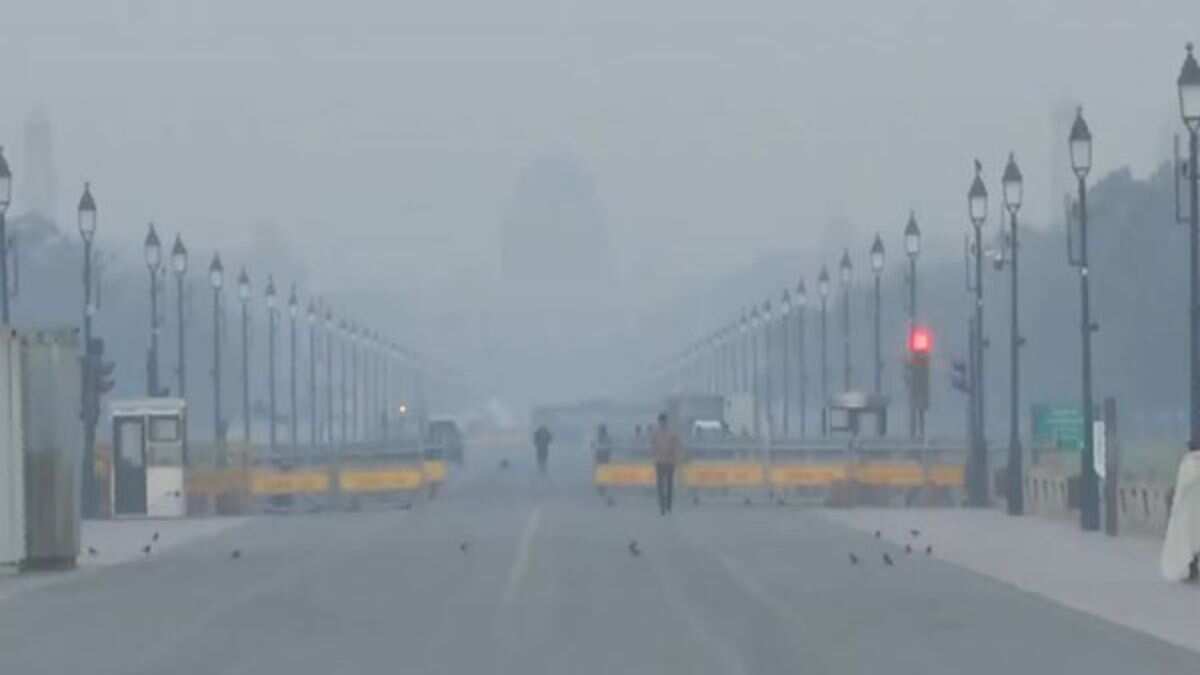 दिल्ली-NCR में ठंड और प्रदूषण की डबल मार! AQI ‘बहुत खराब’, तापमान 9 डिग्री तक गिरने की संभावना