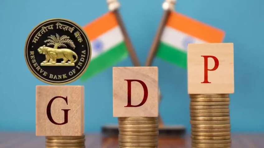 RBI Monetary Policy Updates: रिजर्व बैंक ने ग्रोथ का अनुमान बढ़ाया, FY26 में जीडीपी ग्रोथ रेट 7.3% रह सकता है