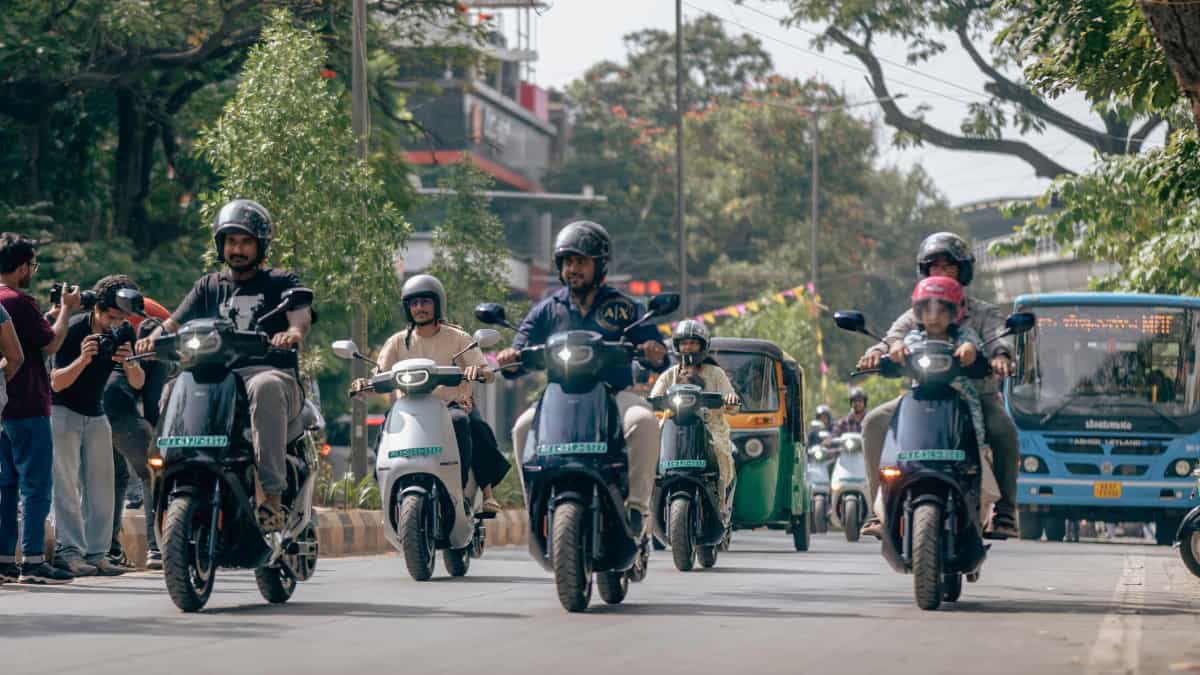 अब OLA के स्कूटर देंगे और भी ज्यादा रेंज! 4680 Bharat Cell वाले मॉडल की मास डिलिवरी शुरू, जानें इसके फायदे 