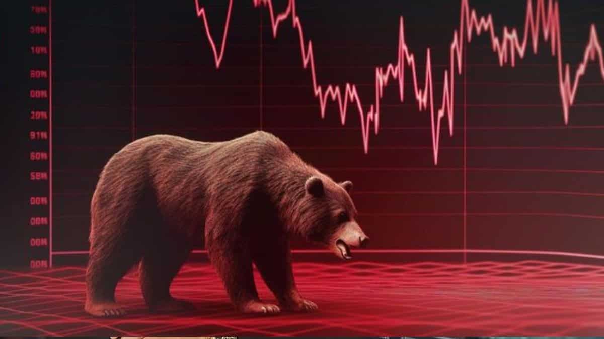 Why is Stock Market Down: तेज बिकवाली ने तोड़े बाजार के हौसले, निफ्टी 26,000 के नीचे फिसला- अनिल सिंघवी से समझें मूड