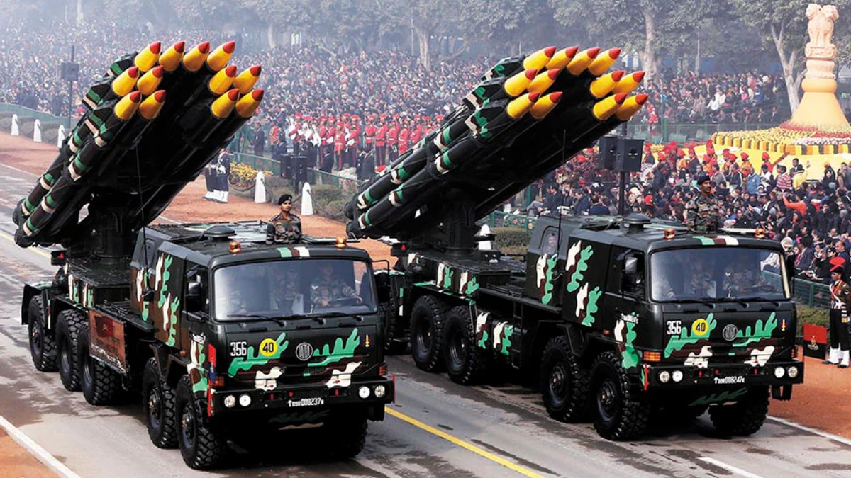 भारत बन रहा ग्लोबल डिफेंस मैन्युफैक्चरिंग हब, 2029 तक ₹3 लाख करोड़ के डिफेंस प्रोडक्शन का लक्ष्य