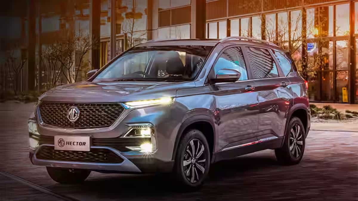 अगले साल भौकाल मचाने आ रही है MG Hector Facelift! सामने आया पहला टीजर, मिल सकते हैं ये फीचर्स