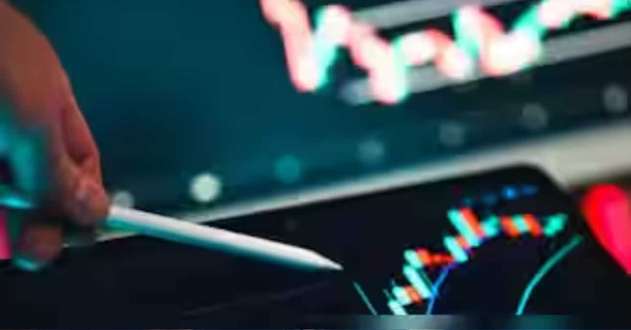 Top 10 Stocks: बाजार खुलते ही पैसा बनाने का मौका, बस इन शेयरों पर समझ लें ट्रिगर्स