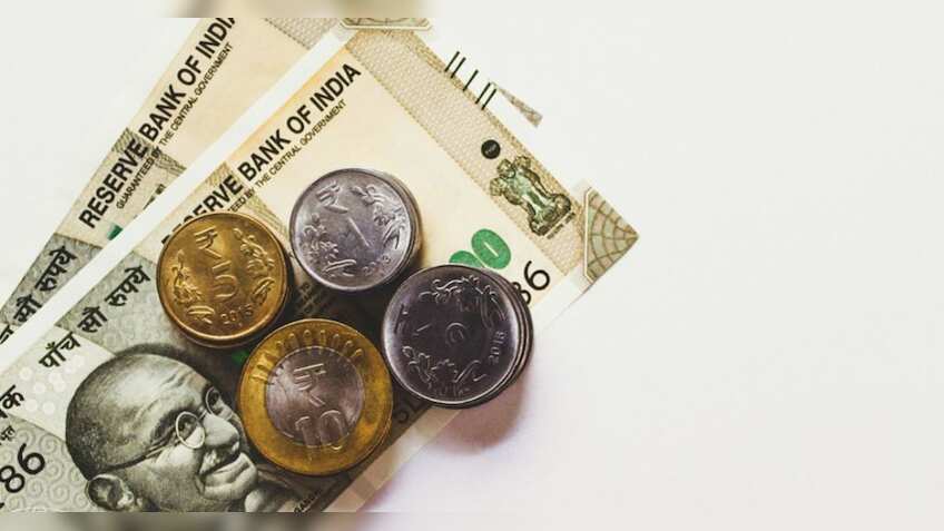 क्यों कमजोर हो रहा है भारतीय रुपया और आगे क्या होगा?