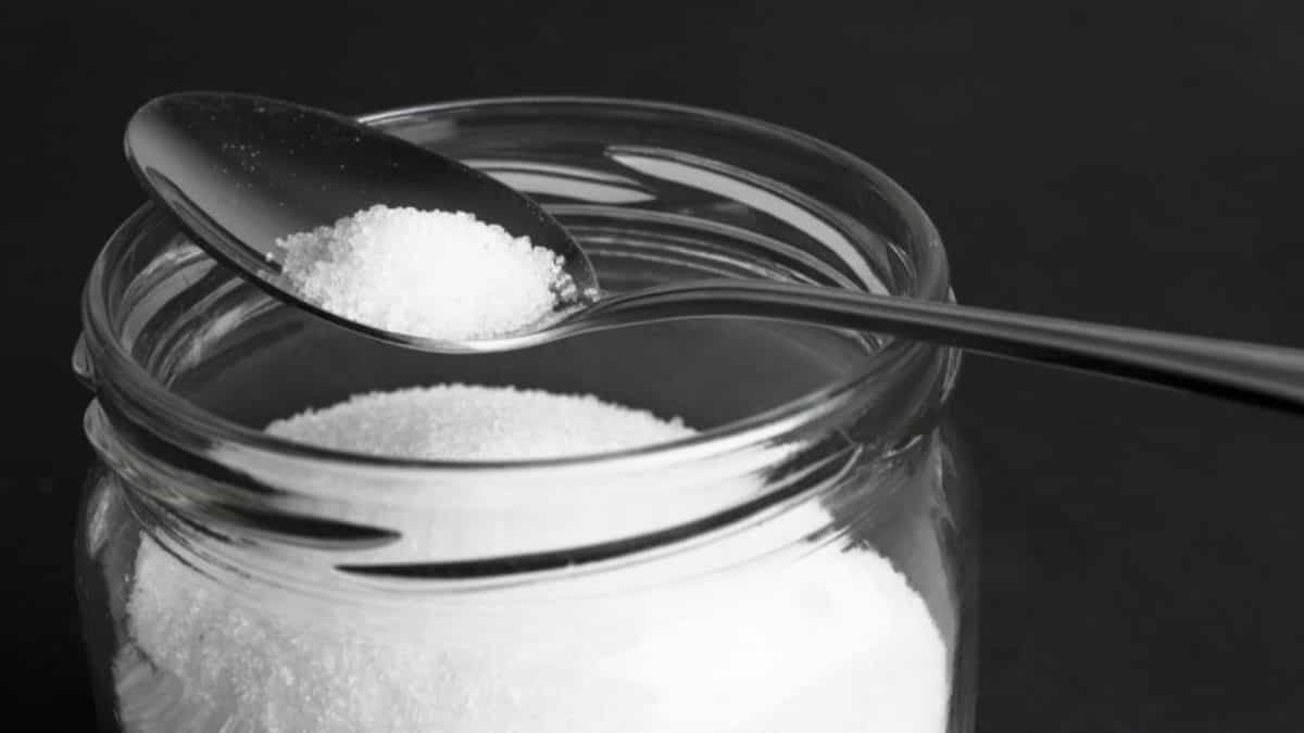 चीनी उत्पादन में 28% की जोरदार बढ़त, लेकिन मिलों ने नकदी संकट से निपटने के लिए MSP बढ़ाने की मांग की