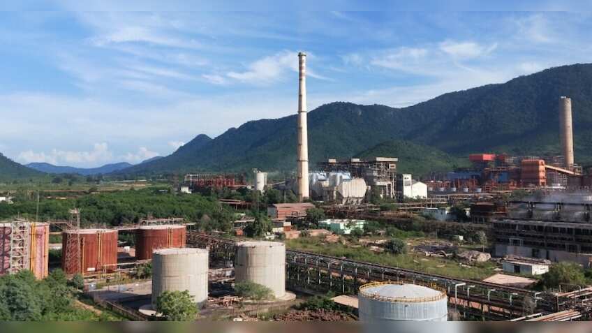 6 से 12 महीनों का 'शुभ निवेश', डीमर्जर की खबर के बीच मेटल स्टॉक 52-वीक हाई पर; ICICI सिक्योरिटीज़ ने कहा- खरीदो