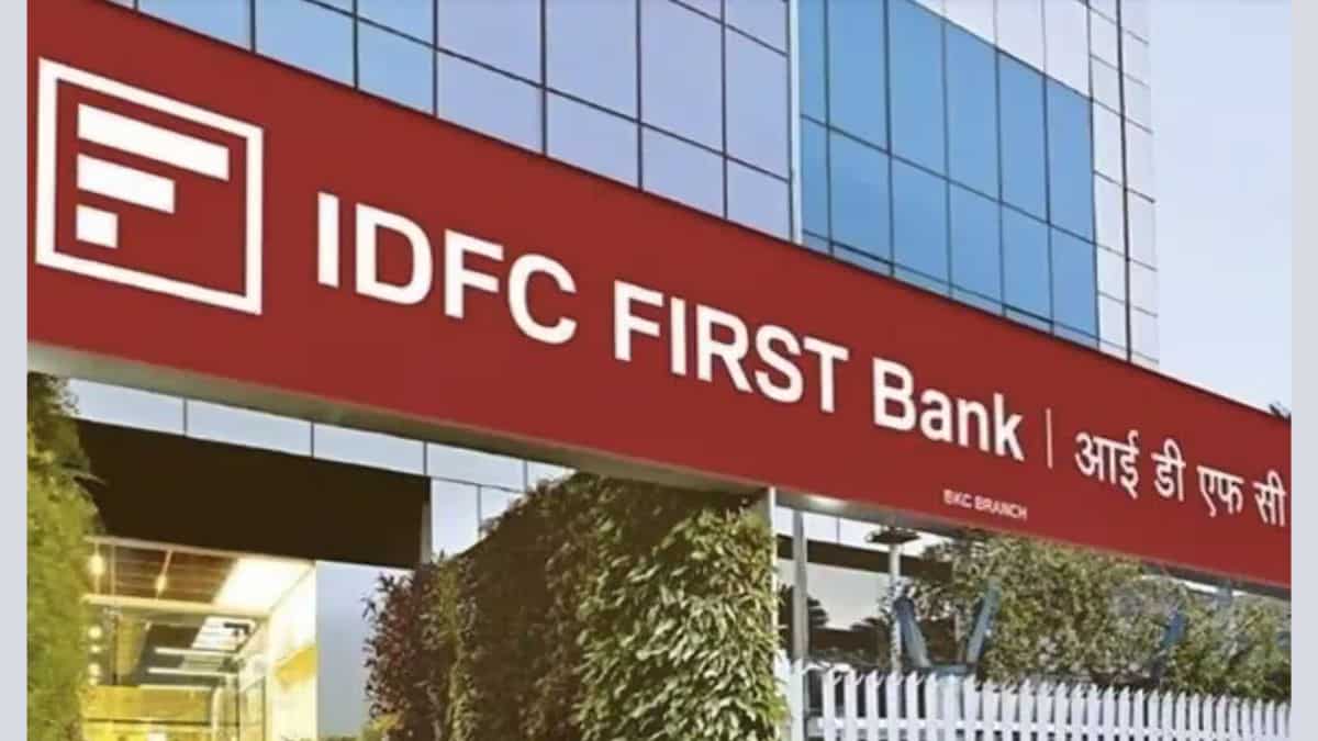 अब डॉलर और यूरो में कर सकेंगे सेविंग, IDFC FIRST Bank ने NRIs के लिए लॉन्‍च किया Global Savings Account