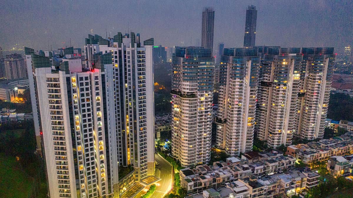 2025 खत्म होते दे गया प्रॉपर्टी मार्केट को झटका, 17 तिमाहियों में सबसे कम बिक्री, केवल 2 शहरों ने बचाई इज्जत