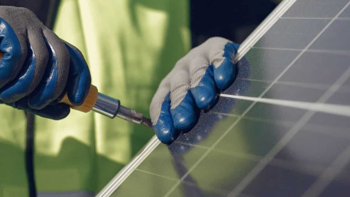 ₹100 शेयर वाली कंपनी पर ऑर्डर की बौछार, अब मिला PM-Kusum योजना में सोलर प्रोजेक्ट