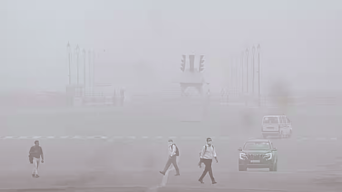 दिल्ली-एनसीआर में ठंड और प्रदूषण का डबल अटैक, नए साल पर 'जहरीली सर्दी' का येलो अलर्ट! जानें AQI अपडेट