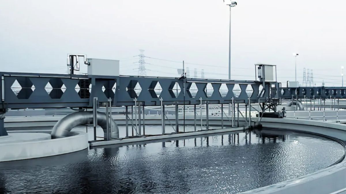 सालभर से निवेशकों को रुला रहा है ये स्टॉक, अब कंपनी को विदेश से मिला बड़ा ऑर्डर, शेयर 2% तक बढ़ा