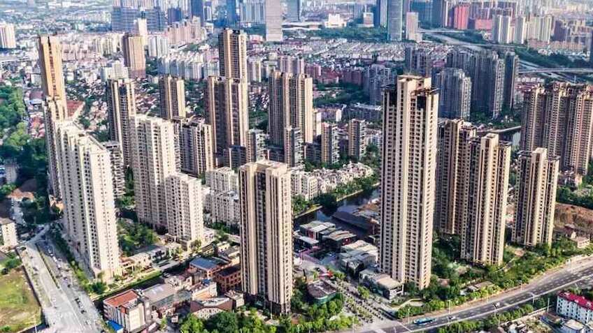 पुणे रियल एस्टेट मार्केट पड़ा ठंडा, 2025 में बिक्री धड़ाम, IT में छंटनी के डर से खरीदारों ने घरों से किया तौबा