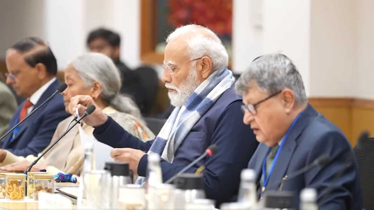 विकसित भारत की तैयारी! पीएम मोदी ने अर्थशास्त्रियों के साथ बनाया भविष्य का रोडमैप.. हकीकत बनेगा @2047 का सपना!