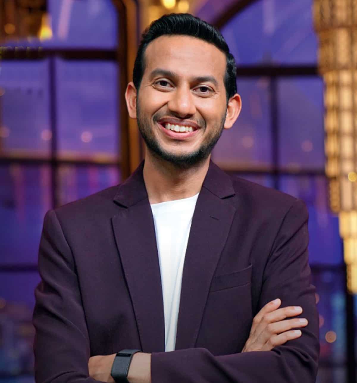 6- रितेश अग्रवाल