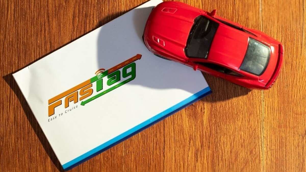 नए साल के पहले ही दिन आई अच्छी खबर! NHAI ने खत्म किया FASTag के लिए KYV का झंझट, 1 फरवरी से बदल जाएंगे नियम