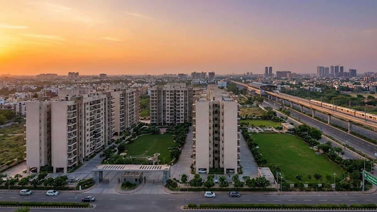 NCR के इस पॉश इलाके में सस्ते 2BHK फ्लैट्स का अंबार, RRTS स्टेशन, NH-58, एक्सप्रेसवे बेहद पास, कीमत ₹33.79 लाख