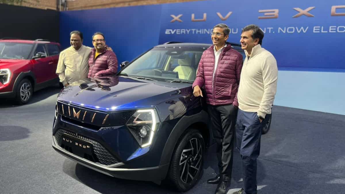 Mahindra ने लॉन्च किया 3XO का इलेक्ट्रिक वर्जन, ये है कंपनी की सबसे सस्ती ईवी, जानिए कितनी है कीमत