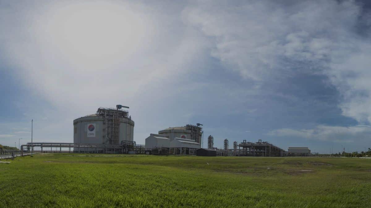 Petronet LNG- अंडरपरफॉर्म रेटिंग