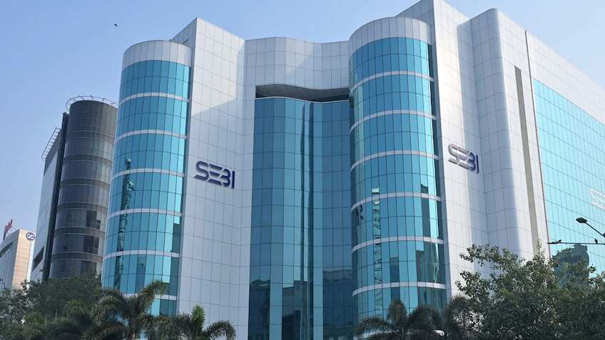 सेबी ने दी 60% ब्रोकर्स को बड़ी राहत, टेक्निकल ग्लिच फ्रेमवर्क से किया ...