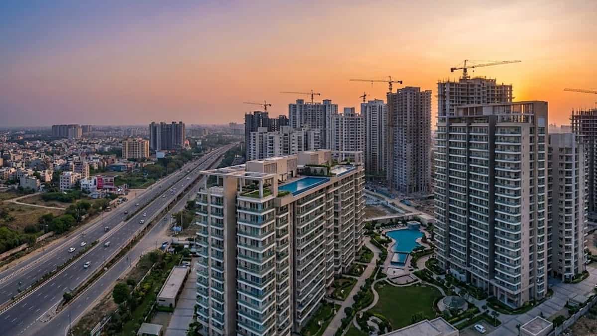 गुरुग्राम, नोएडा देखते रह गए, NCR का यह इलाका चुपके से बना बड़ा हॉटस्पॉट, एक प्रोजेक्ट ने बदली तकदीर