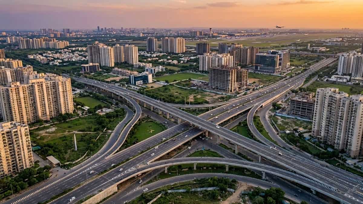 न्यू गुड़गांव में प्रॉपर्टी, मुनाफा होना पक्का, एक्सप्रेसवे ने बनाया हॉटस्पॉट, IGI एयरपोर्ट से न के बराबर दूरी