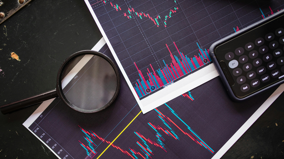 फिर आसमान पर पहुंची चांदी की कीमतें, BCCL का आईपीओ 140 गुना भरा, पढ़ें आज के ताजा अपडेट्स