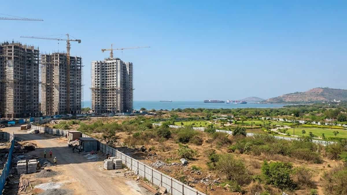 मुंबई का ये है सबसे सुस्त इलाका, जहां प्रॉपर्टी के दाम ने लगाया रिवर्स गियर, 4 साल पुराने लेवल पर अटका मार्केट