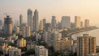मुंबई में अपना घर, तुरंत खरीदें या करें इंतजार? मिडिल क्लास के लिए घरों की बाढ़, ये 3 इलाके बने हॉटस्पॉट
