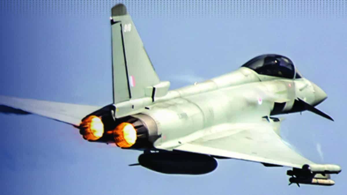 ₹170 से सस्ता डिफेंस स्टॉक! हाई से 54% नीचे शेयर, अब ब्रोकरेज ने जताया भरोसा