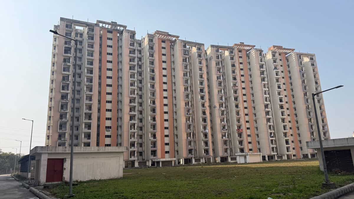 ग्रेटर नोएडा अथॉरिटी का प्राइवेट बिल्डर जैसा पेमेंट प्लान, 25% भुगतान पर ही मिलेंगे 2BHK और 3BHK फ्लैट्स