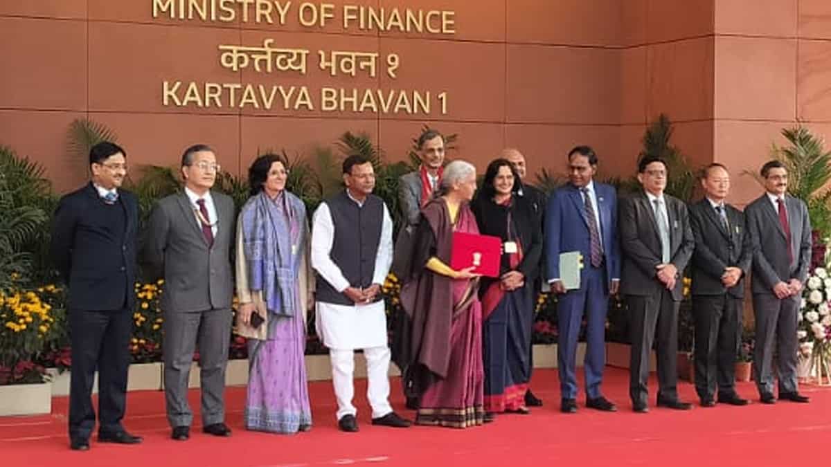 Budget 2026: इस बार टूटेगी 75 साल पुरानी परंपरा, बजट में दिखेगा एक बड़ा बदलाव, जानिए क्या बदलेगा भाषण में!