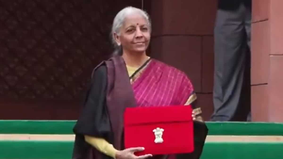 Budget 2026: सरकार का बड़ा ऐलान, बायोफार्मा के लिए आएगी योजना, ₹10,000 करोड़ का आवंटित