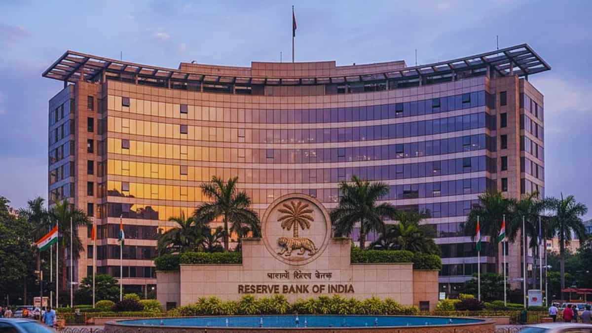 RBI MPC Meeting: RBI की MPC मीटिंग शुरू,बाजार की नजरें ब्याज दरों पर, क्या बजट के बाद गवर्नर देंगे रेपो रेट में राहत का तोहफा?