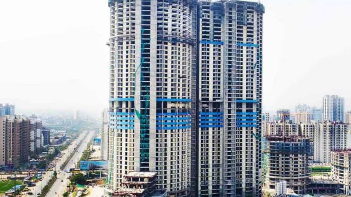 51,000 घर खरीदारों को राहत, NBCC पूरा करेगी Supertech के 16 अटके प्रोजेक्ट्स, सुप्रीम कोर्ट ने दी हरी झंडी