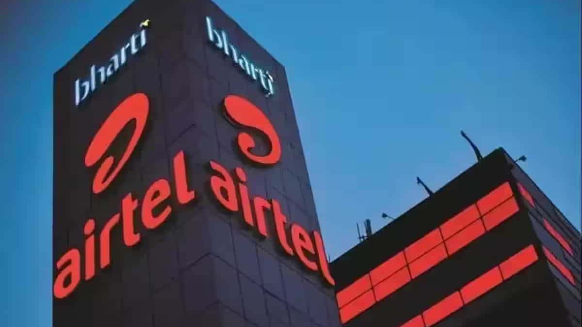 बाजार बंद होने के बाद आया Bharti Airtel का Result, आधा रह गया मुनाफा! जानें कितना हो गया, शेयर पर रखें नजर