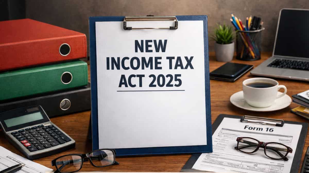 New Income Tax Act: 1 अप्रैल से क्यों बदल रहे हैं 60 साल पुराने इनकम टैक्स नियम? 511 से 333 होने का असली मतलब क्या है