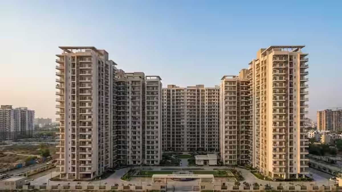 कौन करा सकता है बुकिंग?