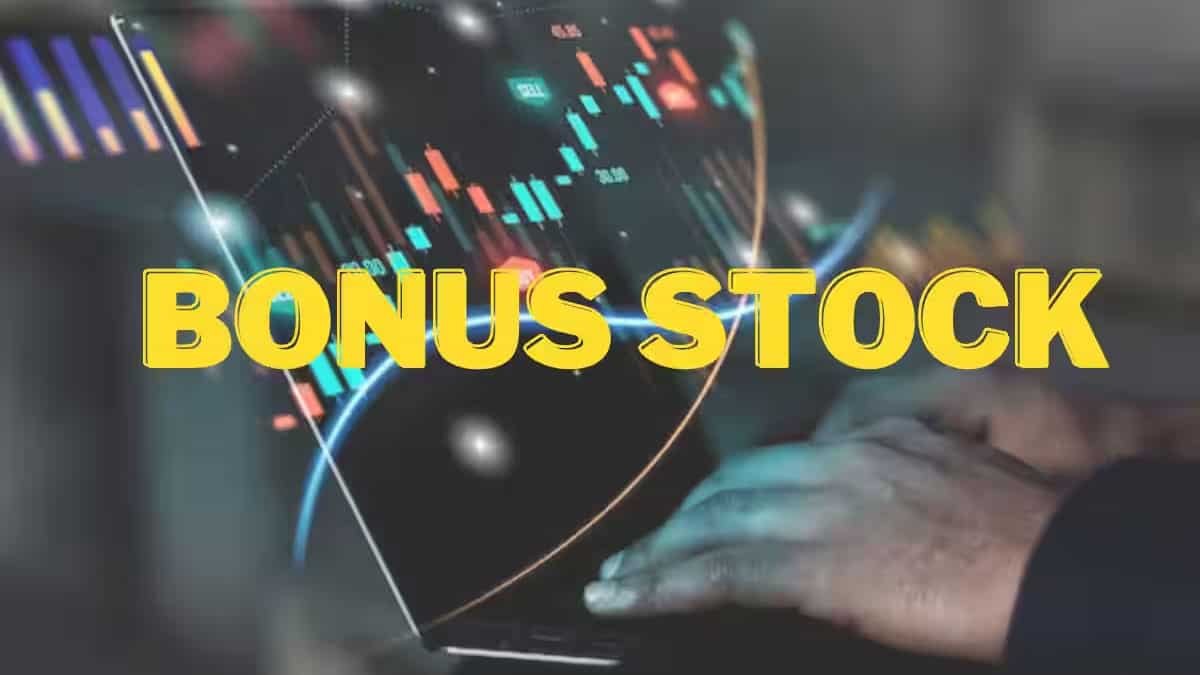 73% उछला मुनाफा, तो Infra कंपनी ने खोला खजाना, 4 शेयर पर मिलेगा 1 मुफ्त बोनस शेयर, 10% डिविडेंड का भी ऐलान