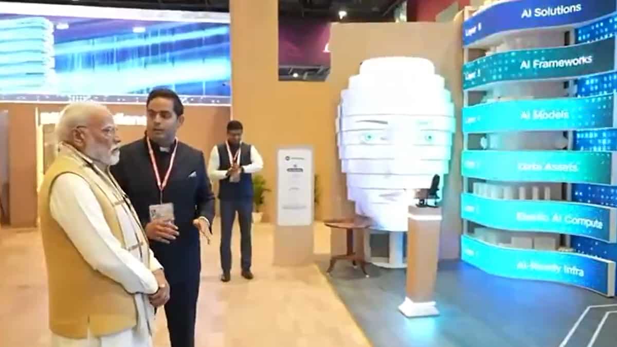 पीएम मोदी ने किया 'India AI Impact Summit 2026' का उद्घाटन, अब दुनिया देखेगी भारत की एआई ताकत