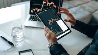 निफ्टी-बैंक निफ्टी का मूड कैसा होगा? आज के ट्रेड में इन लेवल्स को न करें मिस, अनिल सिंघवी की प्रॉफिट वाली स्ट्रैटजी