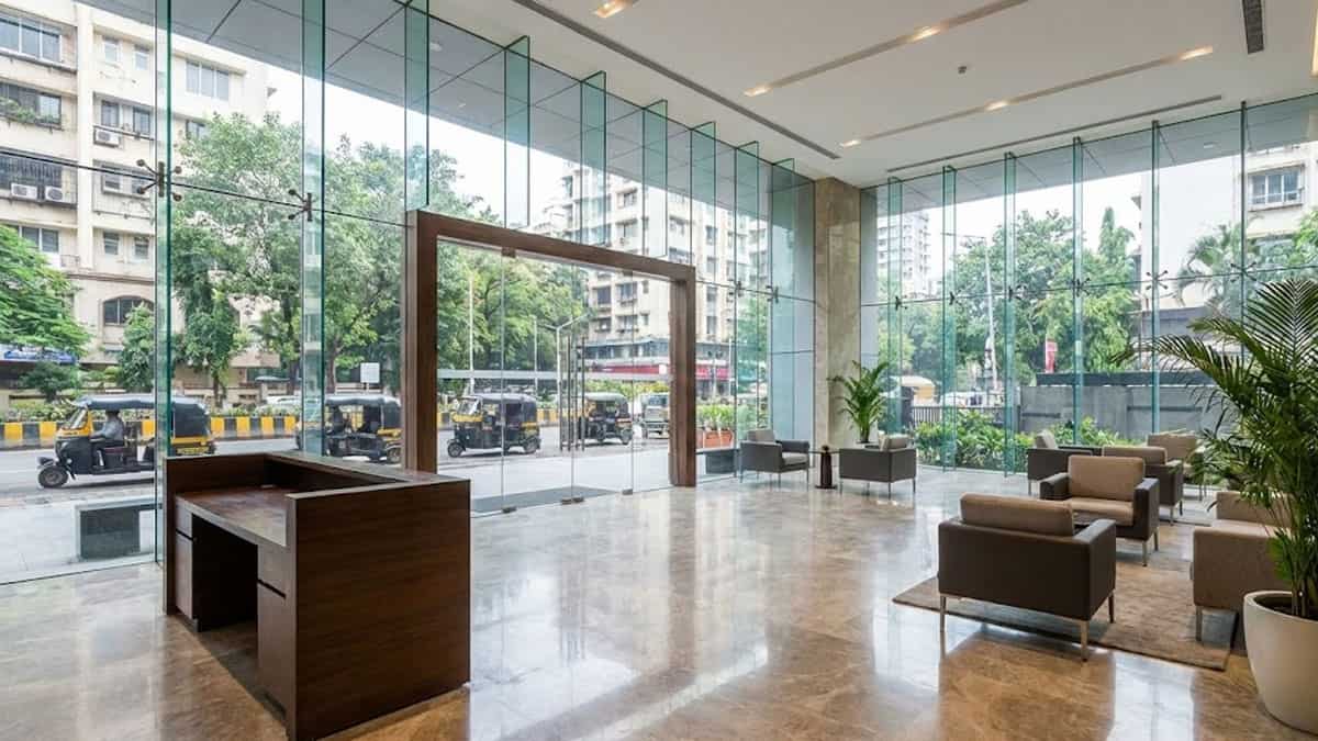 ग्रेड ए और फ्यूचर रेडी इमारतें