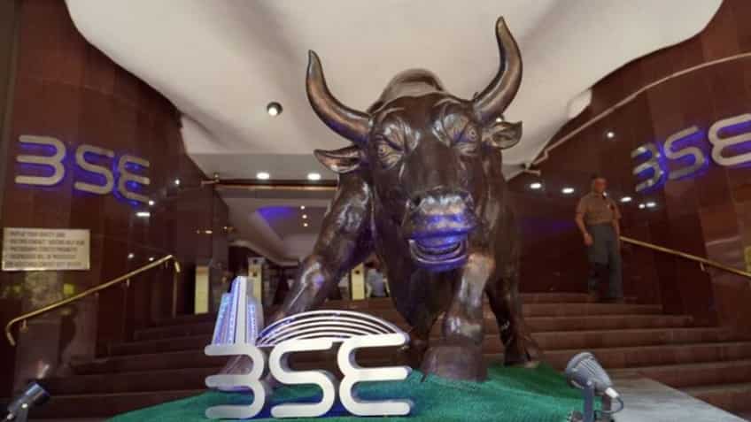 Stock Market Highlights: हफ्ते की दमदार शुरुआत, निफ्टी 142 अंक मजबूत होकर 25713 पर बंद 
