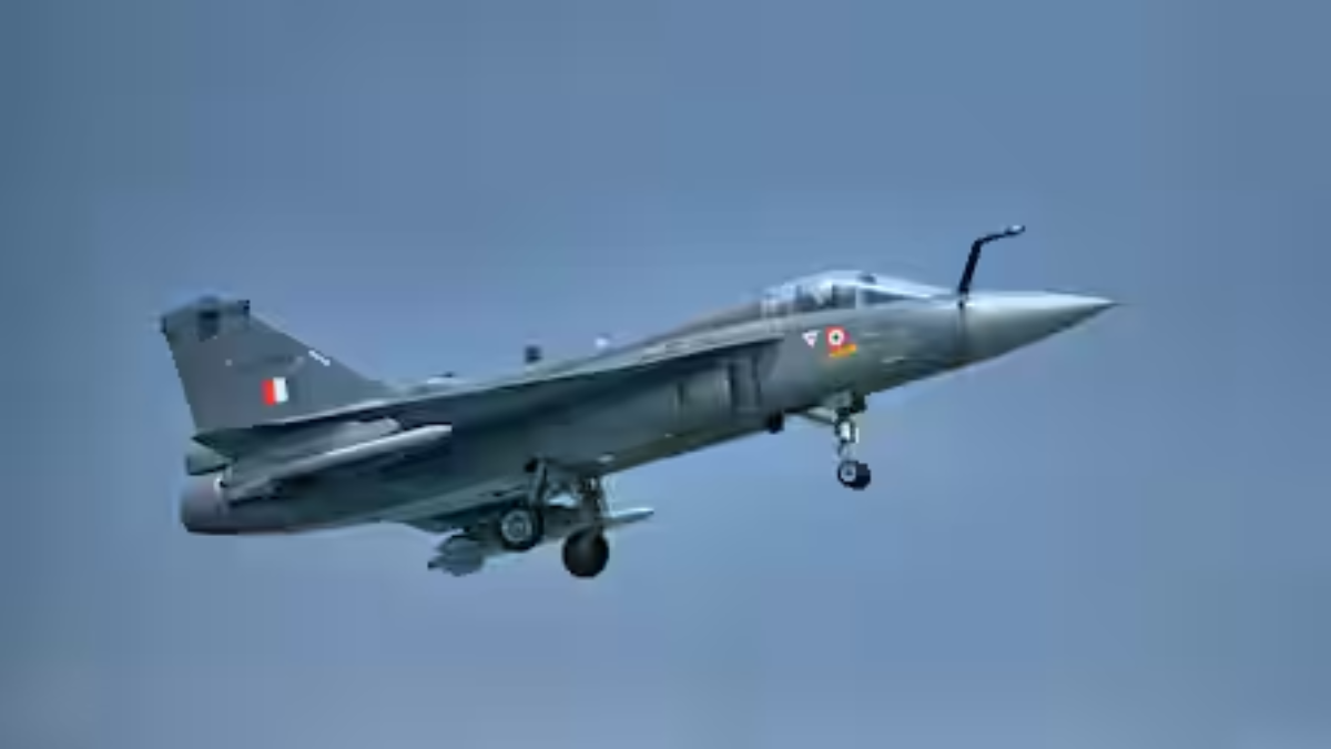HAL के लिए बड़ी खबर; वायु शक्ति अभ्यास में हिस्सा नहीं लेगा तेजस फाइटर जेट, ये है वजह