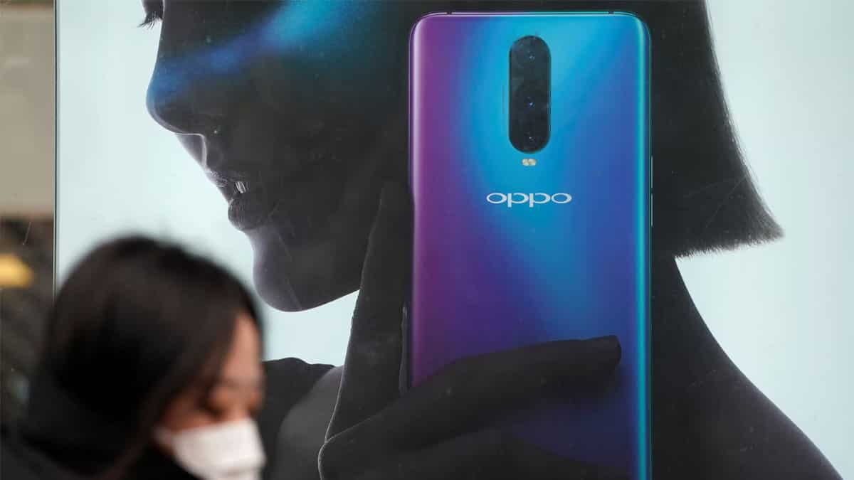 सस्ते चीनी स्मार्टफोन का क्रेज खत्म? Oppo, Xiaomi की सेल्स में गिरावट, 4.5% तक गिरी चीनी कंपनियों का रेवेन्यू