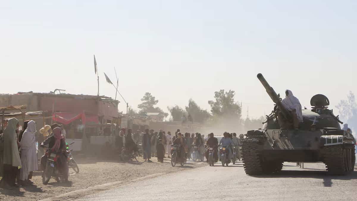 Explainer: क्या है आतंकी संगठन TTP और डूरंड लाइन, जिसके कारण पाकिस्तान-अफगानिस्तान के बीच छिड़ी जंग