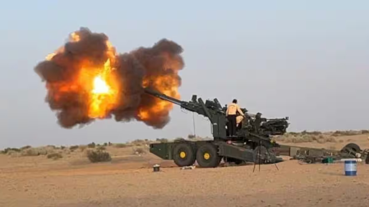 भारतीय सेना खरीदेगी 300 स्वदेशी 'धनुष' हॉवित्जर, बोफोर्स से भी घातक है ये 'देसी' तोप, दागती है 155mm का गोला