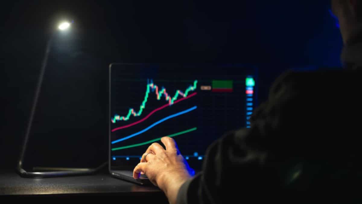 MCX Share Price Target