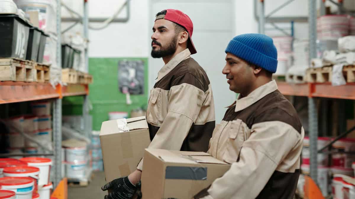 मैन्युफैक्चरिंग, ई-कॉमर्स और 3PL कंपनियां