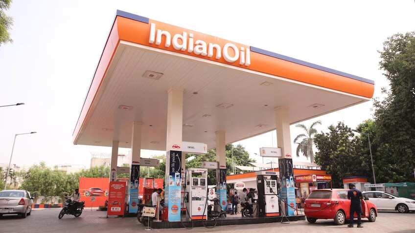 LPG, Petrol-Diesel Price Today: अब ऑटो गैस भी हो गया महंगा, इन शहरों पर पड़ेगा और दबाव; जानें गैस और तेल का ताजा भाव